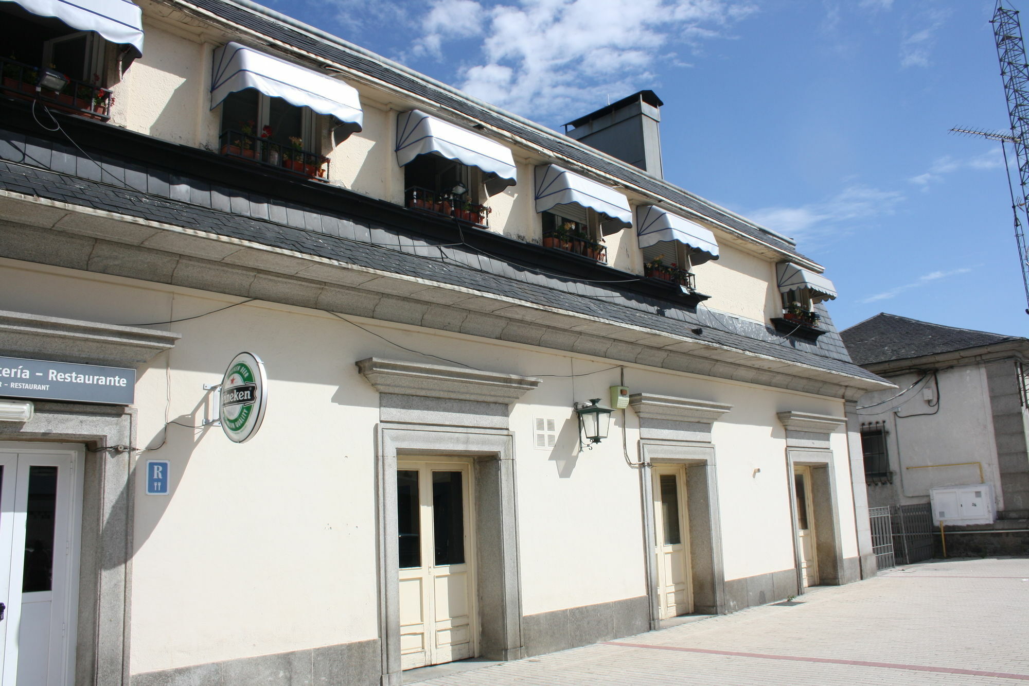 Hostal La Estación Ávila Exterior foto